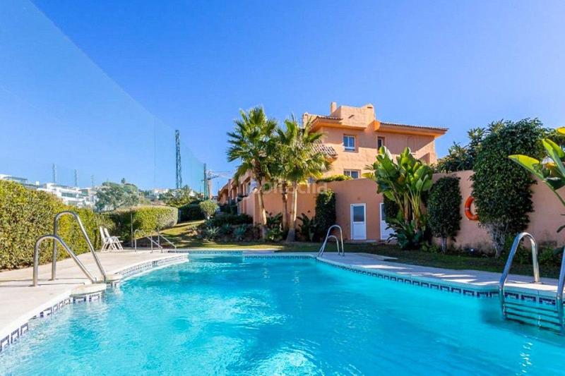 Foto c405c796-9179-4d92-a847-c4789bc96e0c. Haus mit pool in Cabopino - Artola Marbella