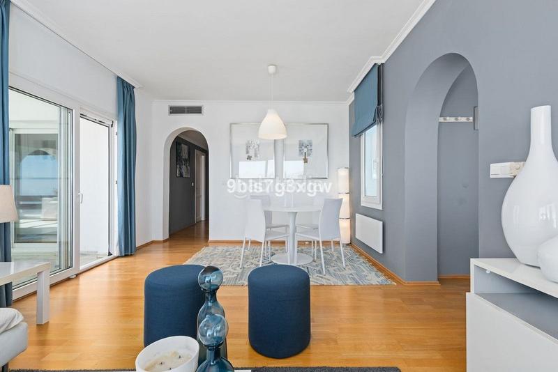 Foto 283fedec-652c-47b8-b3e7-3de7059dc3e3. Apartamento en Santa María Marbella
