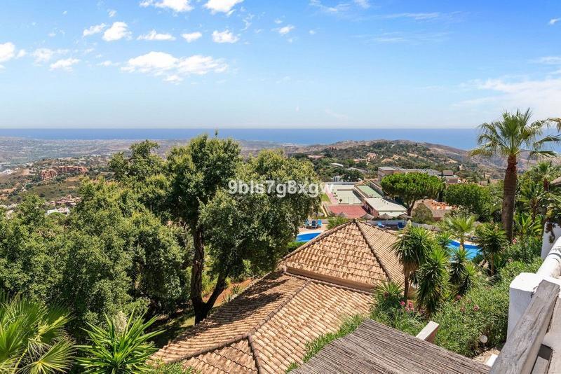 Foto edaa6b91-d057-4499-ba63-c88c38fc2156. Apartamento en Santa María Marbella