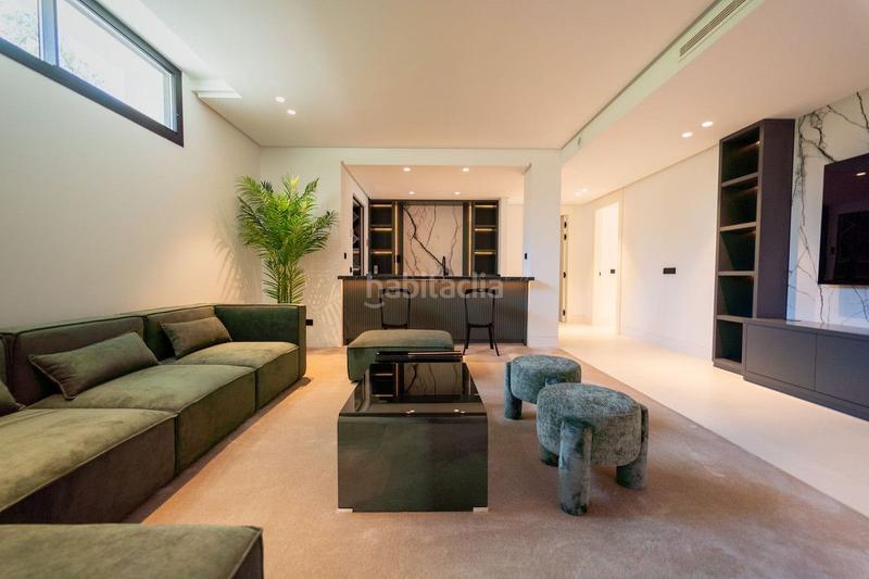 Foto ad85c5c1-082d-42a8-8c05-8eda9367d262. Chalet en Los Naranjos Marbella