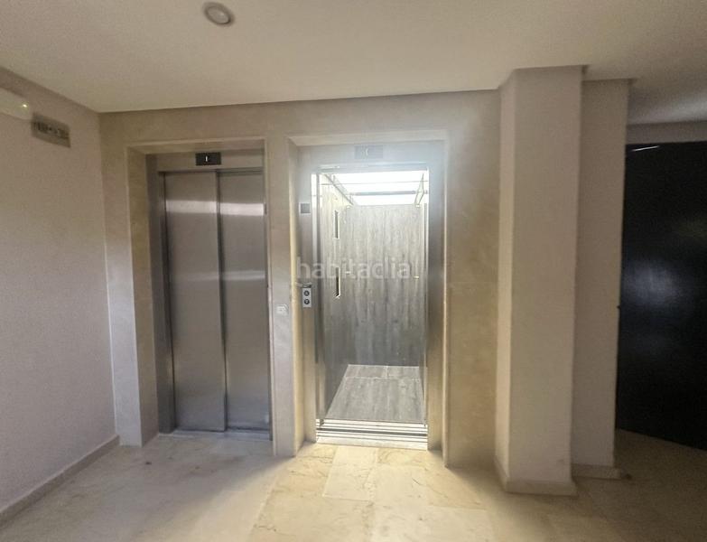 Foto 14d4540a-89bd-450e-a2e5-b96ab3435d01. Apartament amb piscina a Playa Bajadilla - Puertos Marbella