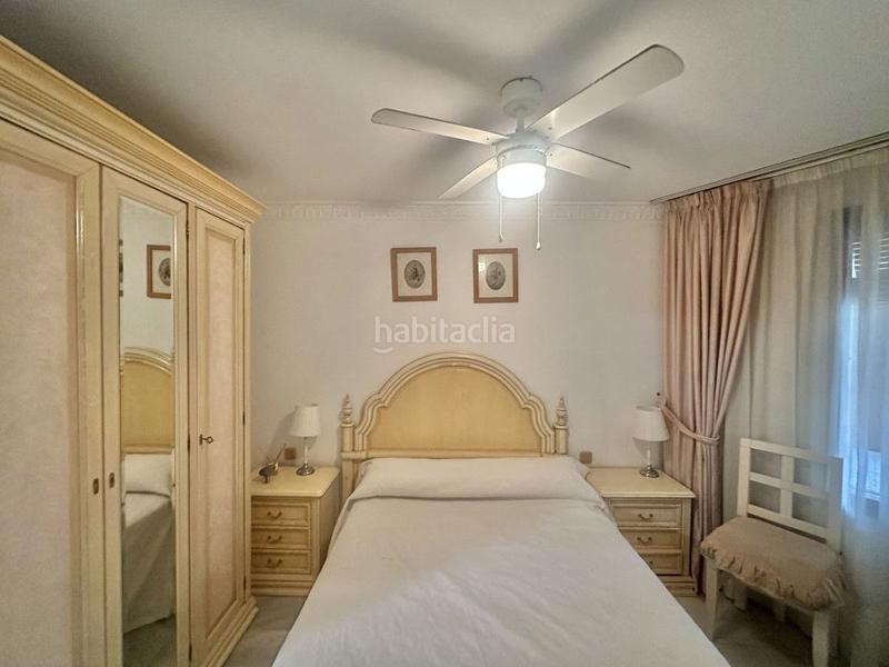 Foto af84dee2-b5e2-4d5b-a8fe-fe06eef0cb8d. Apartament amb piscina a Playa Bajadilla - Puertos Marbella