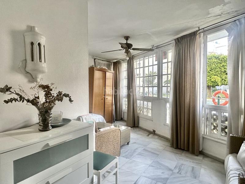 Foto f9eb3dac-fe9c-4056-9b06-38e667b50310. Apartment with pool in Playa Bajadilla - Puertos Marbella