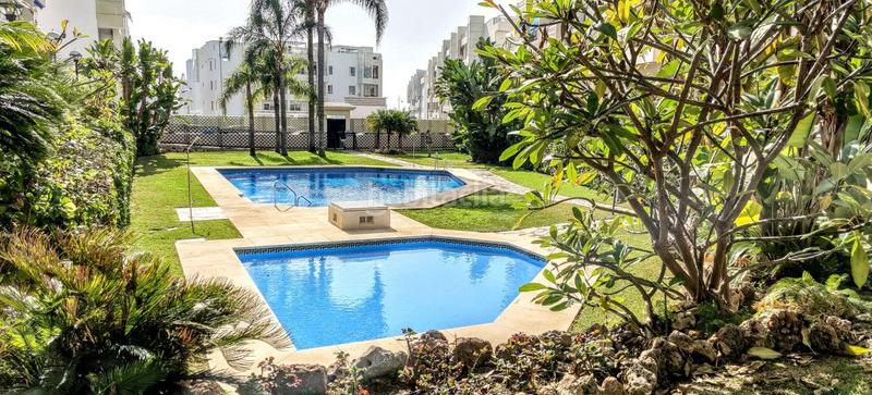 Foto 09722dc4-2616-4f07-adbe-80ccabf3d51b. Apartment with heating pool in Centro Estepona