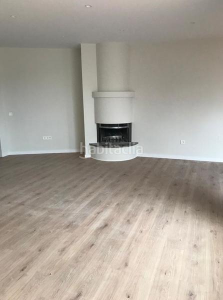 Foto 456395ff-567a-4395-ae27-155c3a298db3. Apartment with heating pool in Centro Estepona