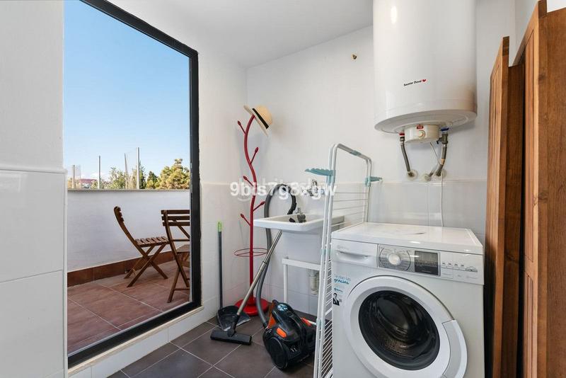 Foto 24f7fe47-d65e-481b-a8b4-04973c328834. Apartamento en Centro Estepona