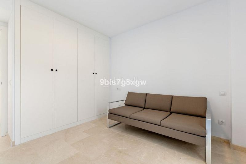 Foto b06dd502-7f97-40b6-bf48-70e90c85103e. Appartement mit heizung pool in Centro Estepona