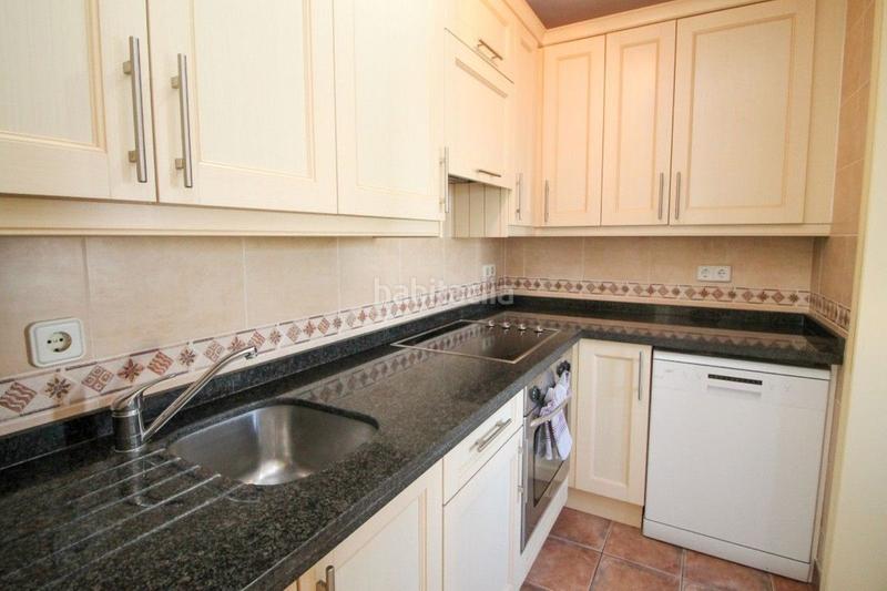 Foto b4d7bcc9-b52c-4cbf-afcf-bee36ecce724. Apartament amb piscina a Calahonda Mijas