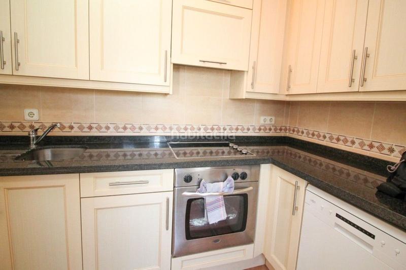 Foto 7caeb068-d573-45f6-92ba-2846d1eb8695. Apartment with pool in Calahonda Mijas