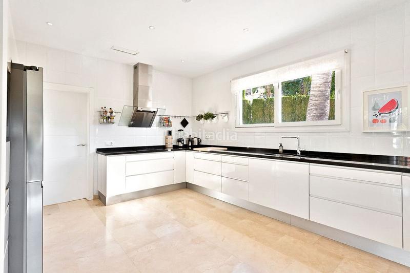 Foto 37f547f8-7b06-4bd8-996e-eef5ea8085db. Chalet with heating pool in El Rosario - Ricmar Marbella