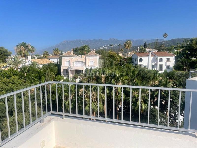 Foto d01ce2d8-eb7e-424c-9478-e3ad4933f48b. Chalet avec chauffage piscine dans El Rosario - Ricmar Marbella