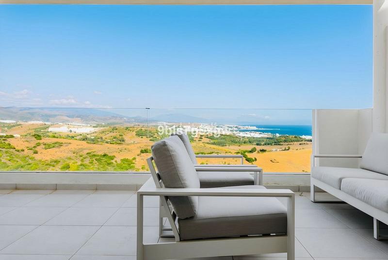 Foto 971c73e4-6d4d-428a-bb6f-b0cde48847c5. Apartamento en Casares golf - Casares del sol Casares
