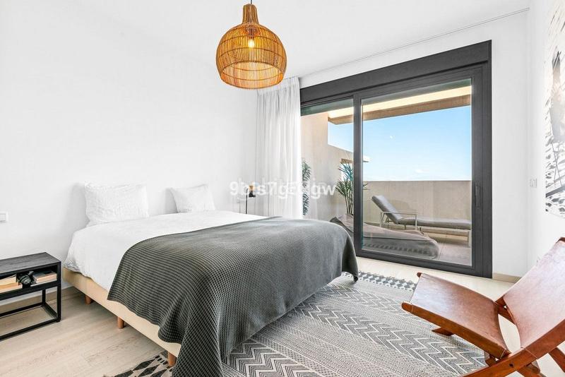 Foto 1c6f80af-dc4a-49f9-b4ea-df48a920c4f3. Appartement avec piscine dans Casares golf - Casares del sol Casares