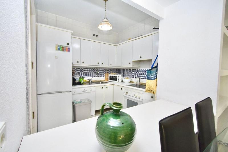 Foto 5a14d924-6886-4c6e-8de2-a309ebd43471. Apartament amb piscina a Castillo Sohail - Myramar Fuengirola