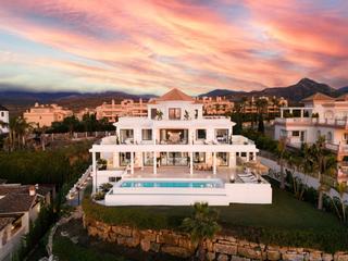 Chalet à Nueva Andalucía