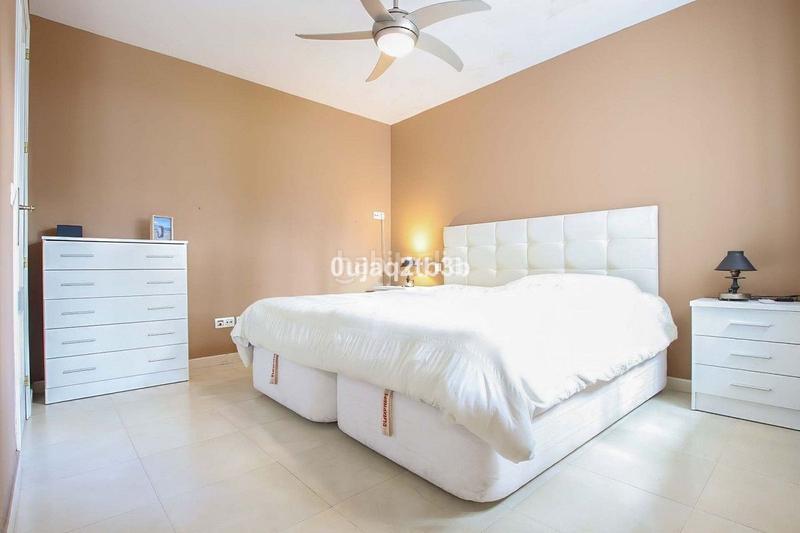Foto c67acb1e-49ae-4e0f-b289-32bd8a160bf2. Apartamento en Nueva Andalucía centro Marbella