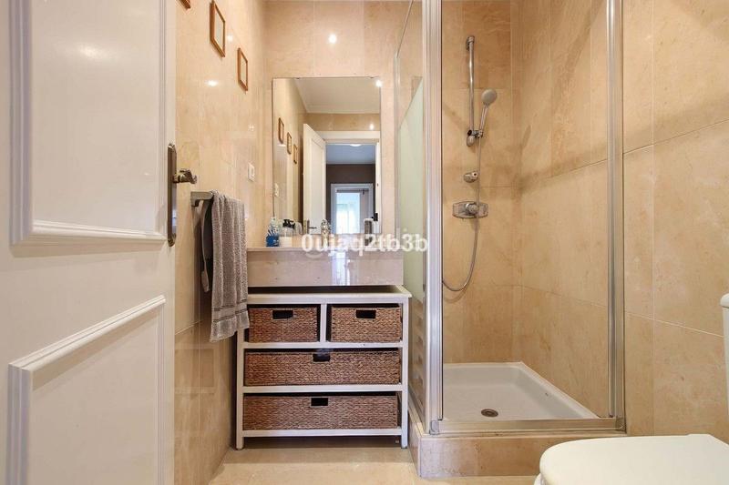 Foto 71916a62-0514-4415-8ed1-aa4c96e51bba. Appartement avec piscine dans Nueva Andalucía centro Marbella