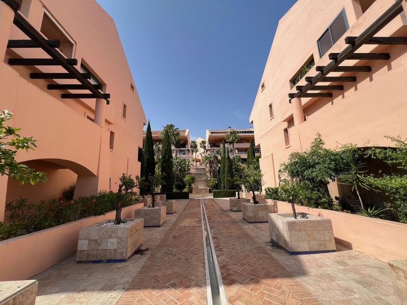 Foto 2d28311f-95db-4c1a-b677-12f13b447735. Apartament amb calefacció piscina a Calahonda Mijas