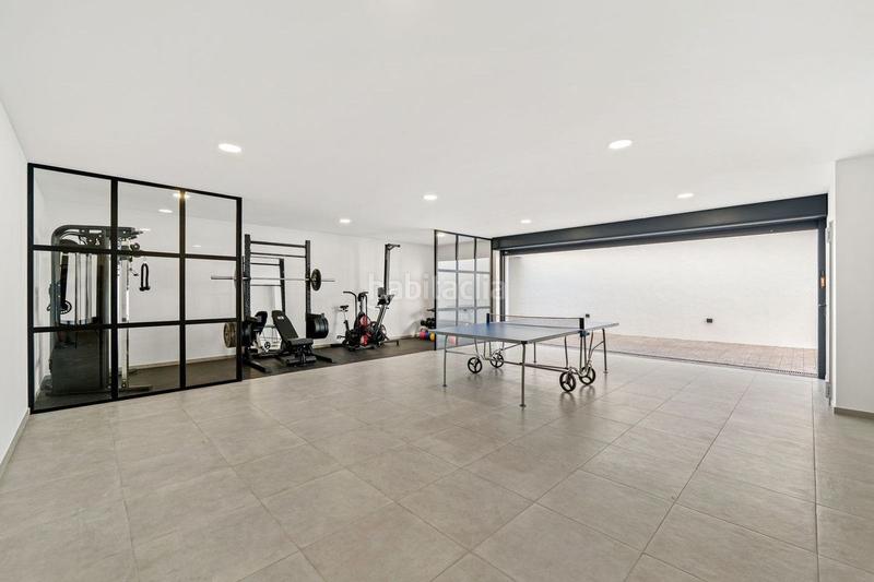 Foto f47d1551-9aa5-4202-937d-367a928ea6e2. Chalet with pool in Nueva Andalucía centro Marbella