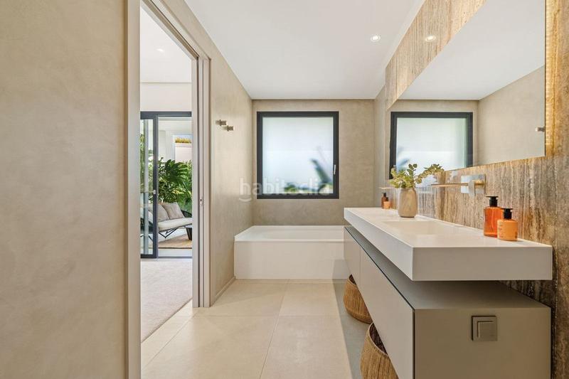 Foto 8f13fe55-f148-493d-a424-1a336306b53b. Chalet en Nueva Andalucía centro Marbella