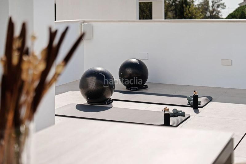 Foto c520f6df-373c-4cf0-91d8-daa83ccacb86. Chalet avec piscine dans Nueva Andalucía centro Marbella