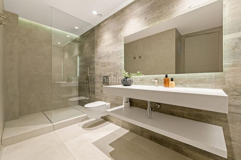 Foto b42fabf4-c563-4fc4-8bf3-d1767f7d04e7. Chalet con piscina in Nueva Andalucía centro Marbella