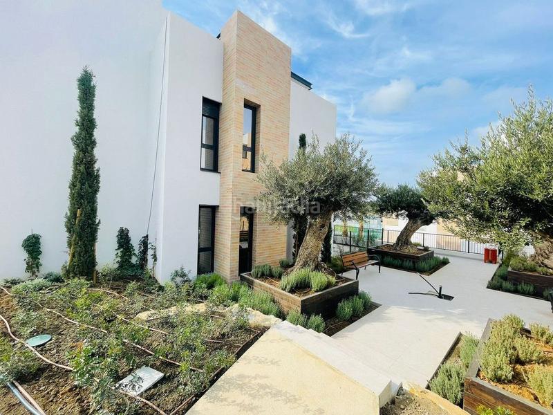 Foto df7508d0-937f-4ab0-81b4-177e41806e3a. Apartment with heating pool in Zona Calvario Estepona