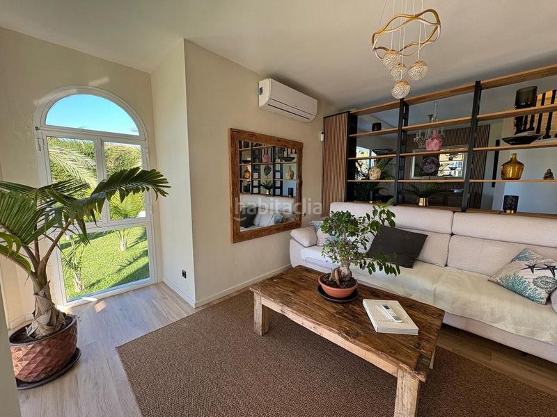 Foto 9b87e156-ed45-4f03-ad10-8aed653bbfa9. Chalet mit pool in Santa María Marbella