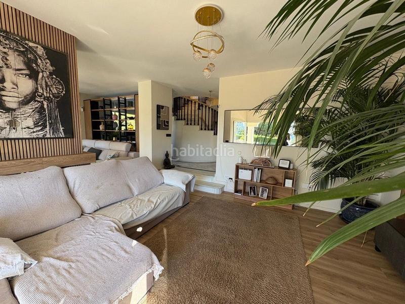 Foto e550f79e-f8bc-4e0d-97c4-e87cc20cff98. Chalet with pool in Santa María Marbella