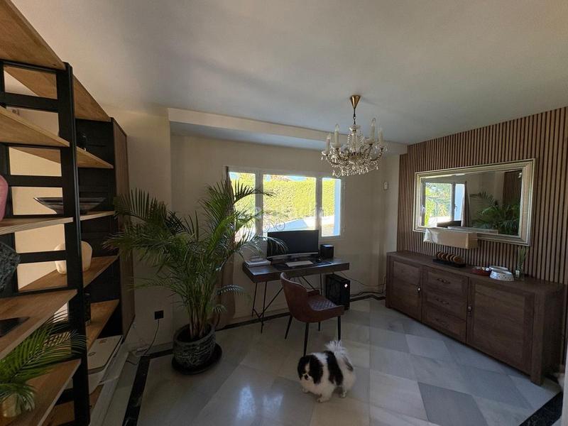 Foto 1873b575-7711-4a9b-b2a0-f68340b316f1. Chalet con piscina in Santa María Marbella