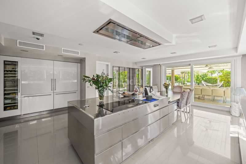 Foto a3fdb711-8189-46c6-ae4f-df930019ced4. Casa en bahía de Marbella Marbella