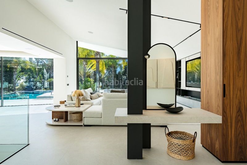 Foto c0bef37a-fe96-4453-a041-b23e4bd5dc3e. Casa amb aparcament piscina a Hacienda Las Chapas Marbella