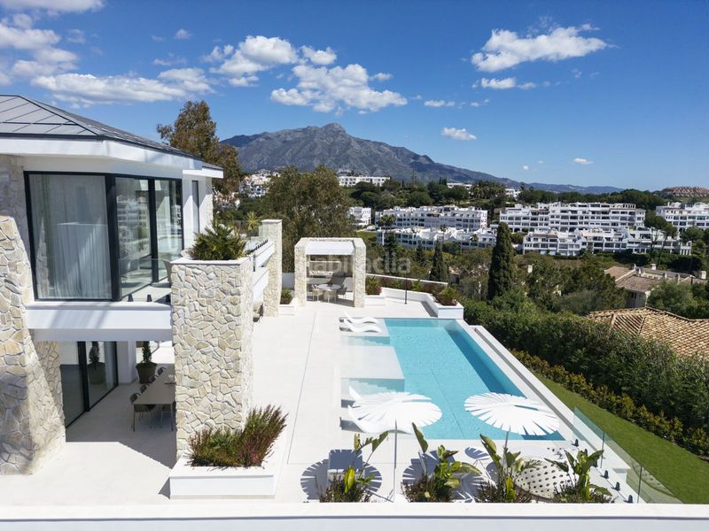 Foto de89a8db-1a5e-415e-8619-be10ee802117. Casa amb aparcament piscina a los arqueros - puerto del almendro Benahavís