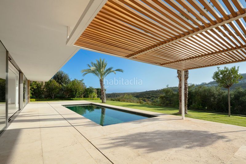 Foto 7cce56c2-f12a-41a3-bfa1-a977309e4644. Casa amb piscina a bahía de Casares Casares