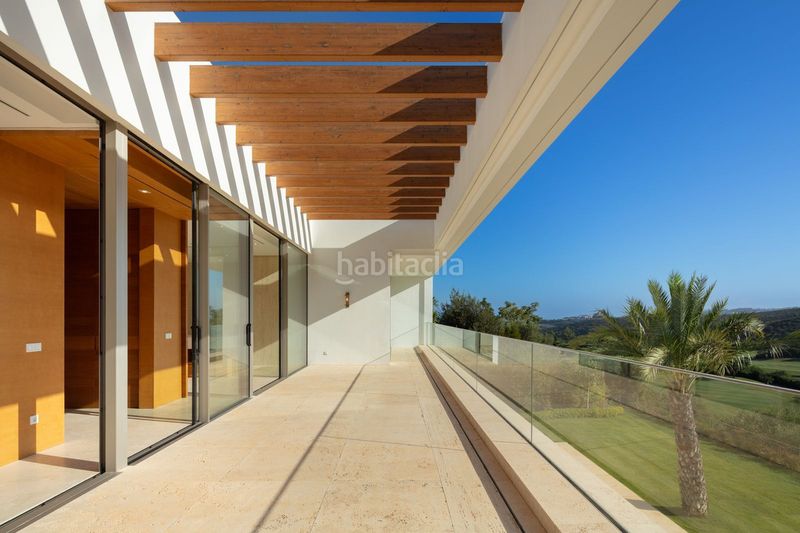 Foto 95f4ca9f-329d-40a8-8858-529c9d5fc865. Casa amb piscina a bahía de Casares Casares
