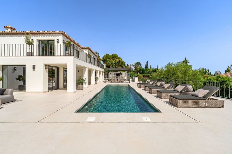 Foto fc4e6110-175d-495a-ad66-9e69cc1e7f3f. Casa amb aparcament piscina a Guadalmina Baja Marbella