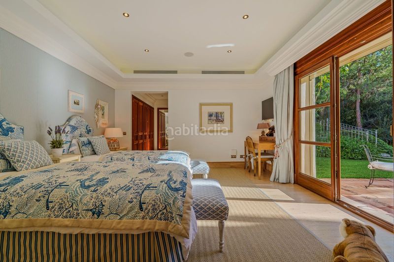 Foto 41eb073d-17b8-4dcd-b473-599a7fa5feec. Casa amb aparcament piscina a Guadalmina Baja Marbella