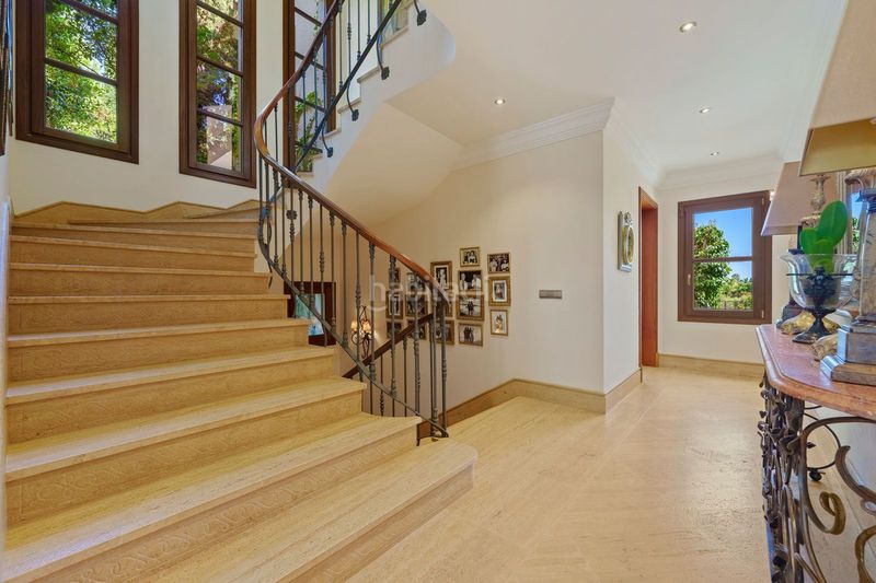 Foto 4673fd7b-1e64-4a50-8366-7e7b75d96054. Casa amb aparcament piscina a Guadalmina Baja Marbella