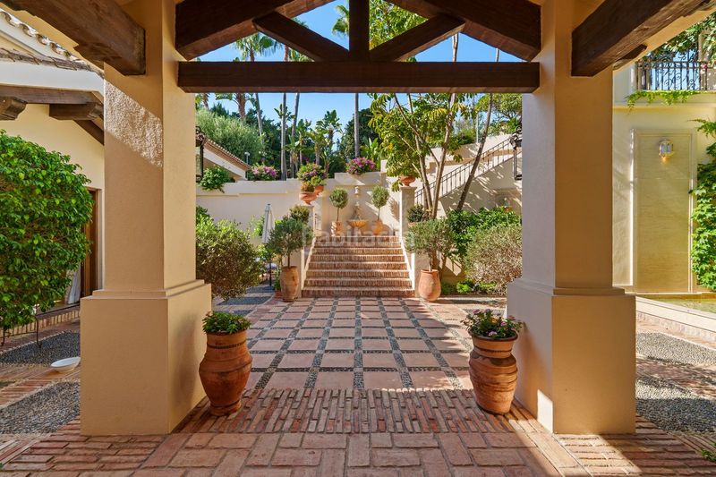 Foto 8750bd13-66ab-4efc-a314-980bb3330836. Casa amb aparcament piscina a Guadalmina Baja Marbella