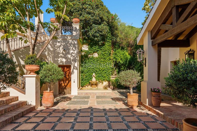 Foto a8206a37-fb1b-47bf-9ebf-da489547e11a. Casa amb aparcament piscina a Guadalmina Baja Marbella