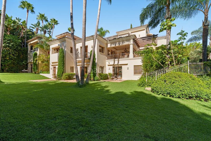 Foto e1d64227-d479-4ddb-9411-a3198bdefec8. Casa amb aparcament piscina a Guadalmina Baja Marbella