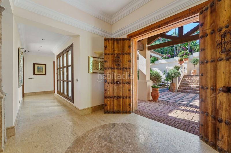 Foto f42bbf7e-af7c-4c4b-a029-fc0cd1e839d5. Casa amb aparcament piscina a Guadalmina Baja Marbella