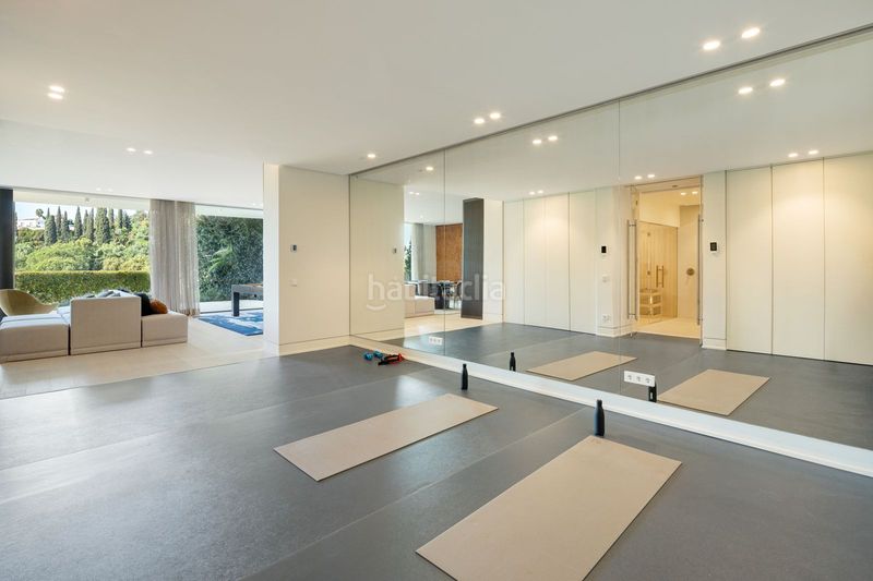 Foto f44d97fc-d65e-473f-bca8-d88db7f2e428. Casa amb aparcament piscina a los arqueros - puerto del almendro Benahavís