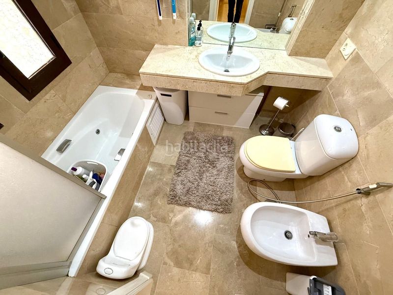 Foto 3a01c80e-a6e1-41ce-a6ac-2854a033e113. Apartament amb aparcament a Manilva pueblo Manilva