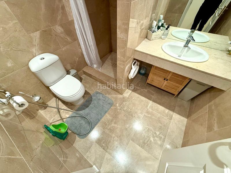 Foto b45b9a3d-5a90-4fe2-a3e2-f59ee1e17c68. Apartament amb aparcament a Manilva pueblo Manilva