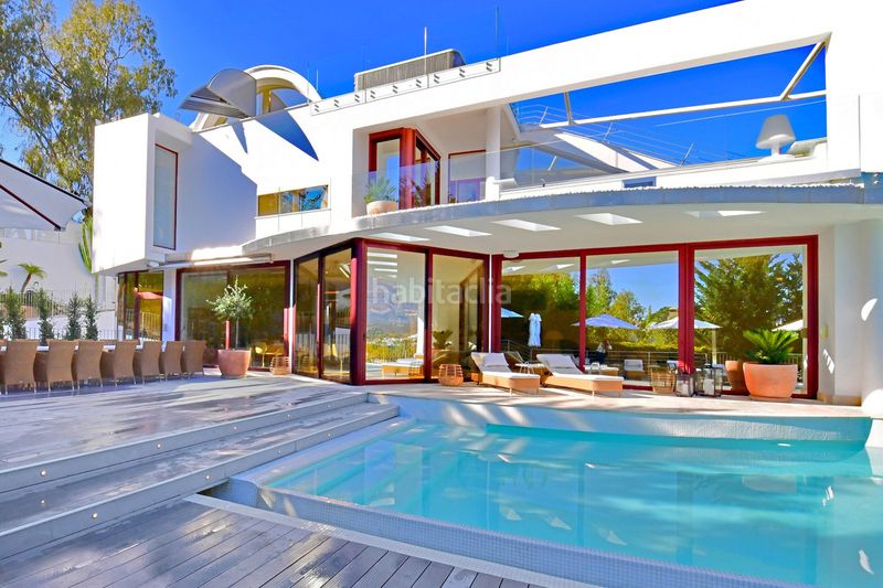 Foto 31e6c1fe-4003-455c-9151-2b85549a5cd9. Casa amb aparcament piscina a Los Naranjos Marbella