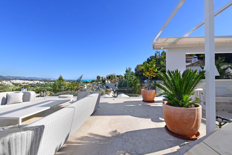 Foto c94355d4-cc28-462e-bf26-699b93be8089. Casa amb aparcament piscina a Los Naranjos Marbella