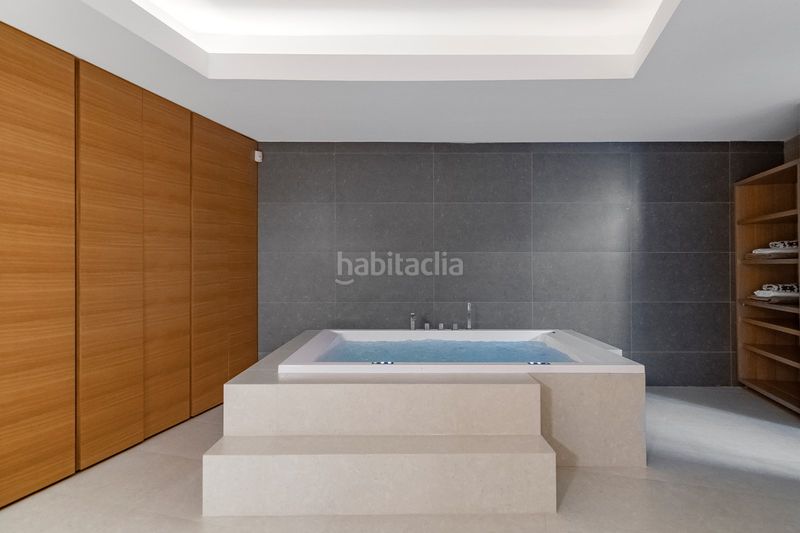 Foto e65d2013-4bee-416d-929f-a97f46dd220d. Casa amb aparcament piscina a Las Chapas - Alicate Playa Marbella