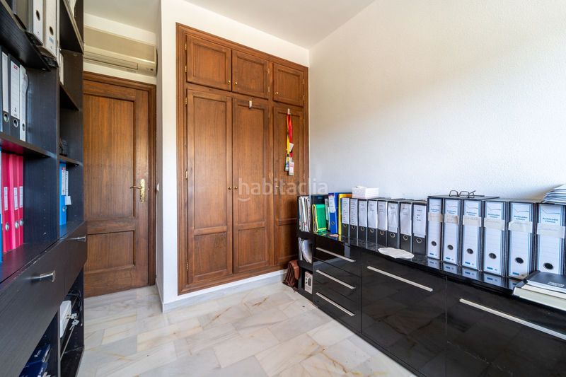 Foto d004061b-a36b-49ed-a4e4-113f2513f6f5. Casa adossada amb aparcament a Las Lomas de Río Verde Marbella