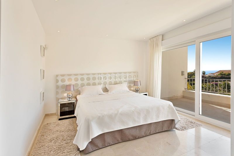 Foto 7a6ae11e-9b8b-40c9-b112-f6f4c6ed8516. Casa amb aparcament piscina a El Rosario - Ricmar Marbella